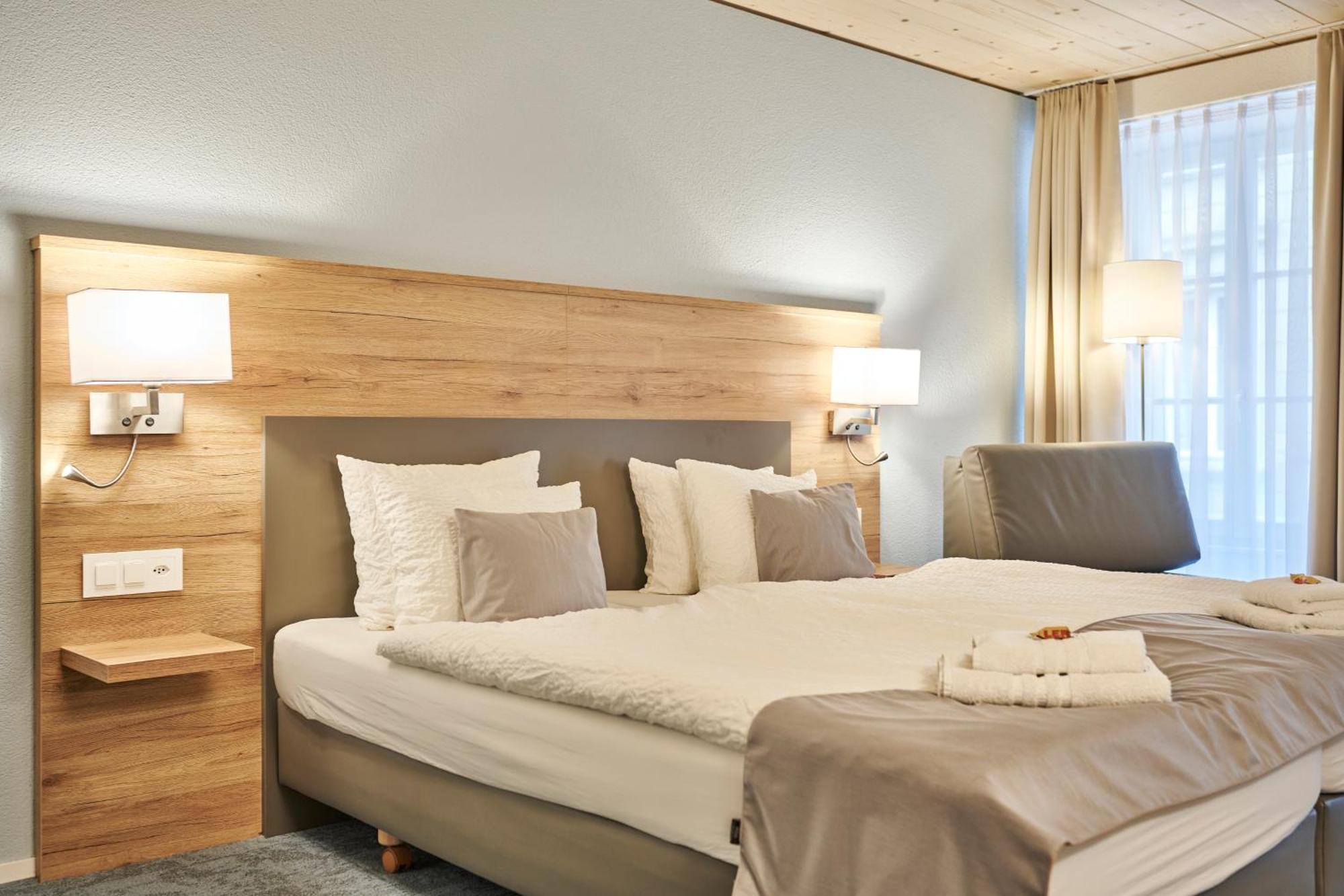 Aparthotel Krone - Self Check-In Unterseen エクステリア 写真