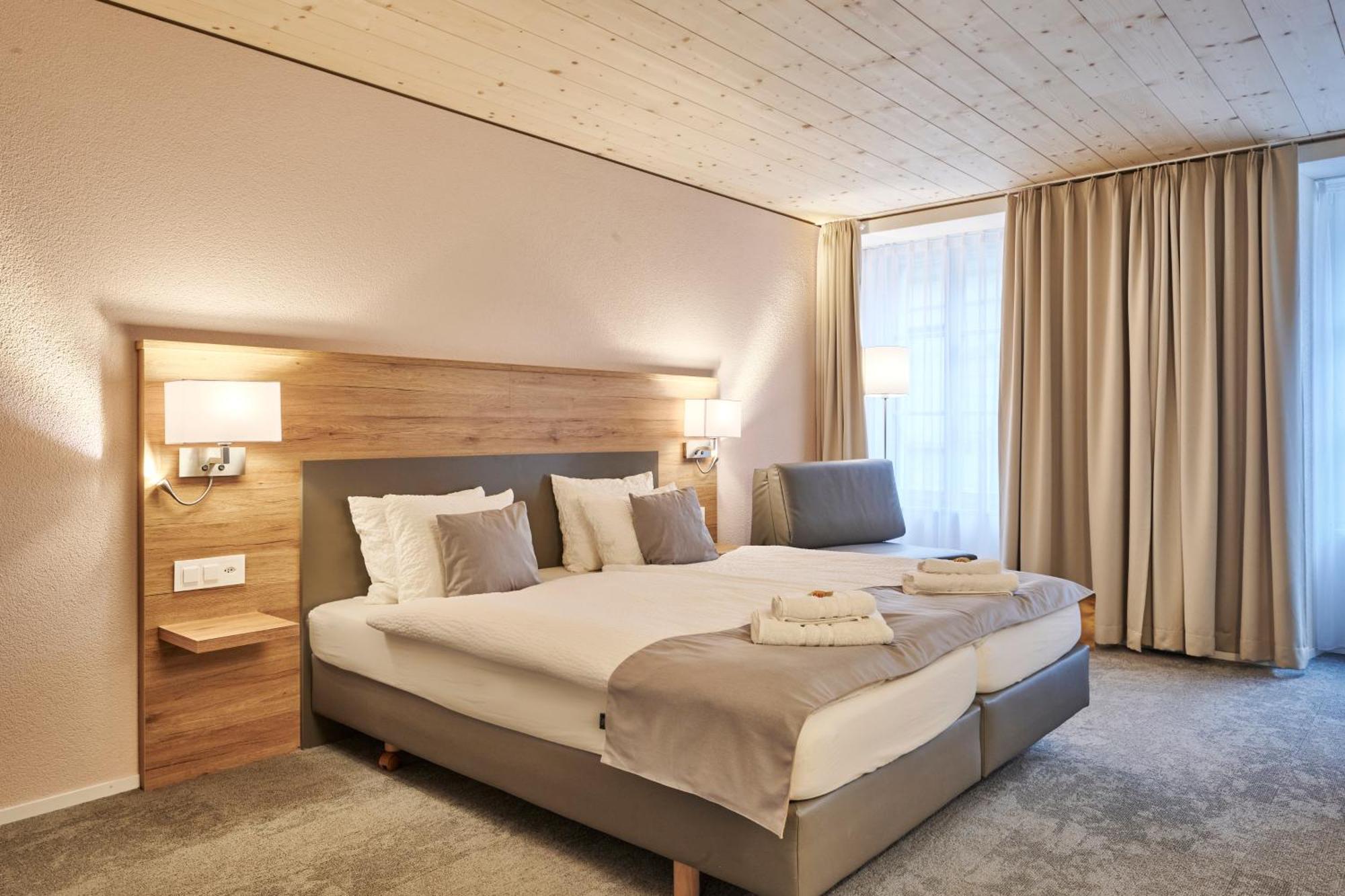 Aparthotel Krone - Self Check-In Unterseen エクステリア 写真