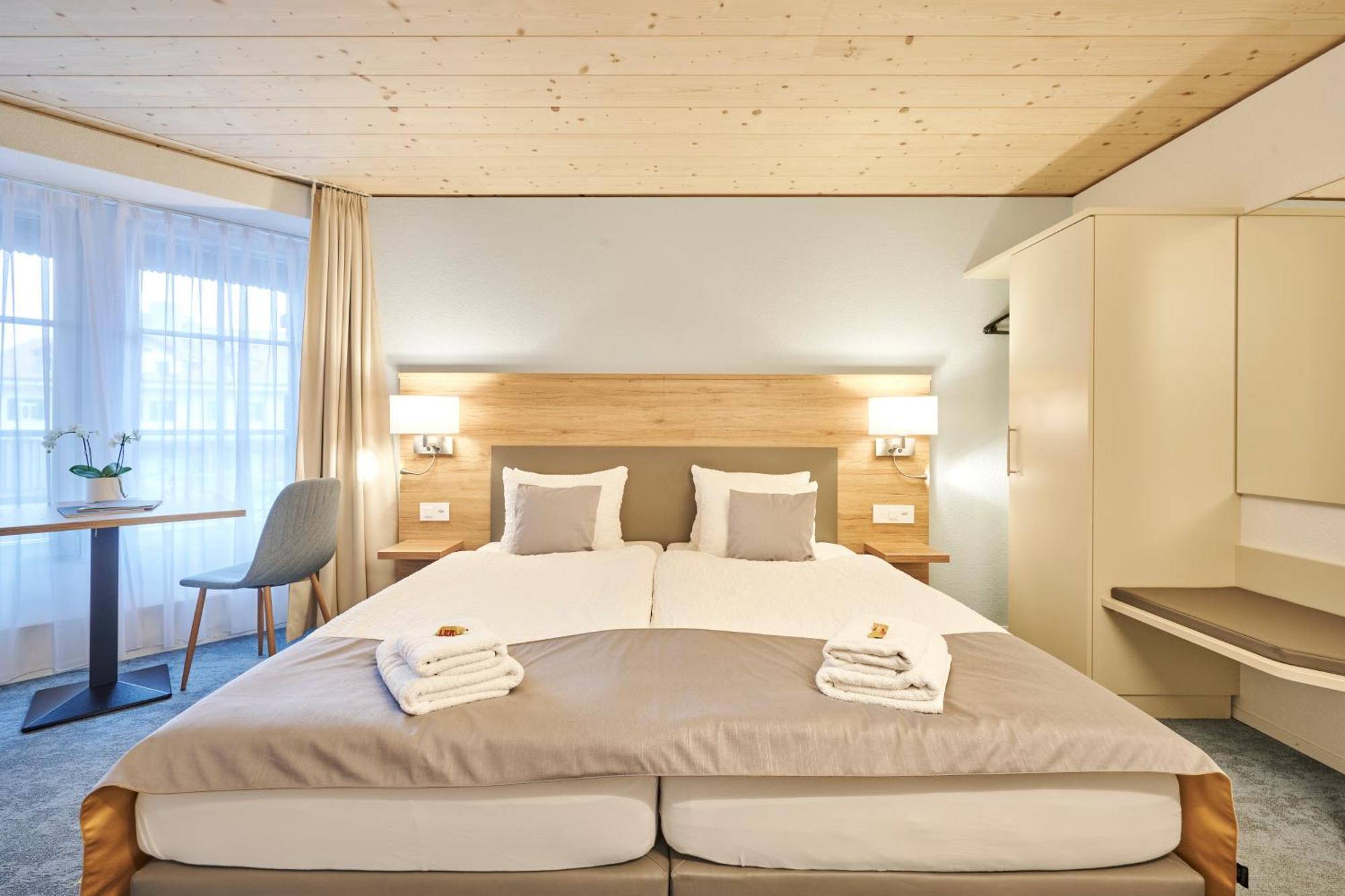 Aparthotel Krone - Self Check-In Unterseen エクステリア 写真