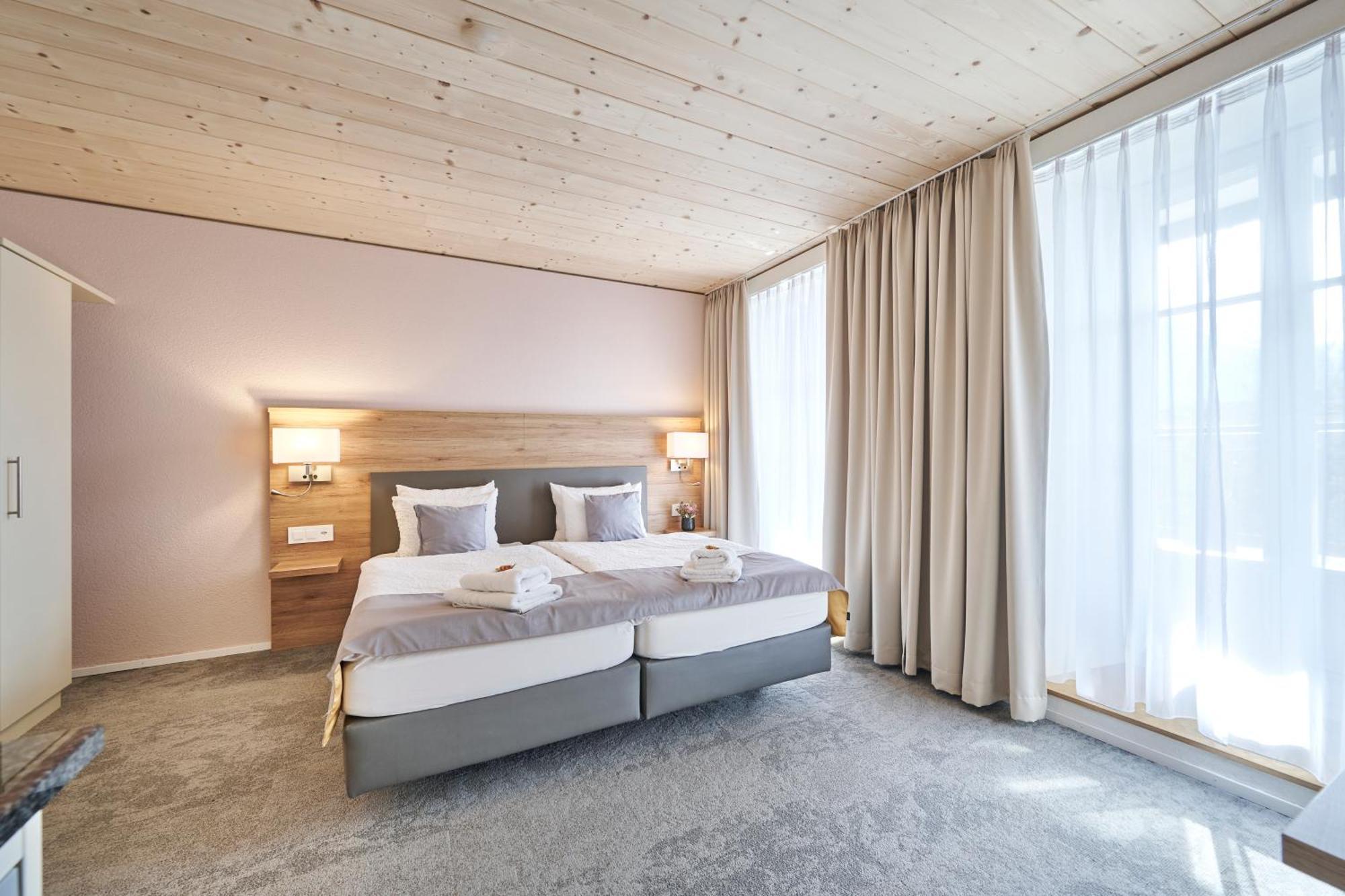 Aparthotel Krone - Self Check-In Unterseen エクステリア 写真