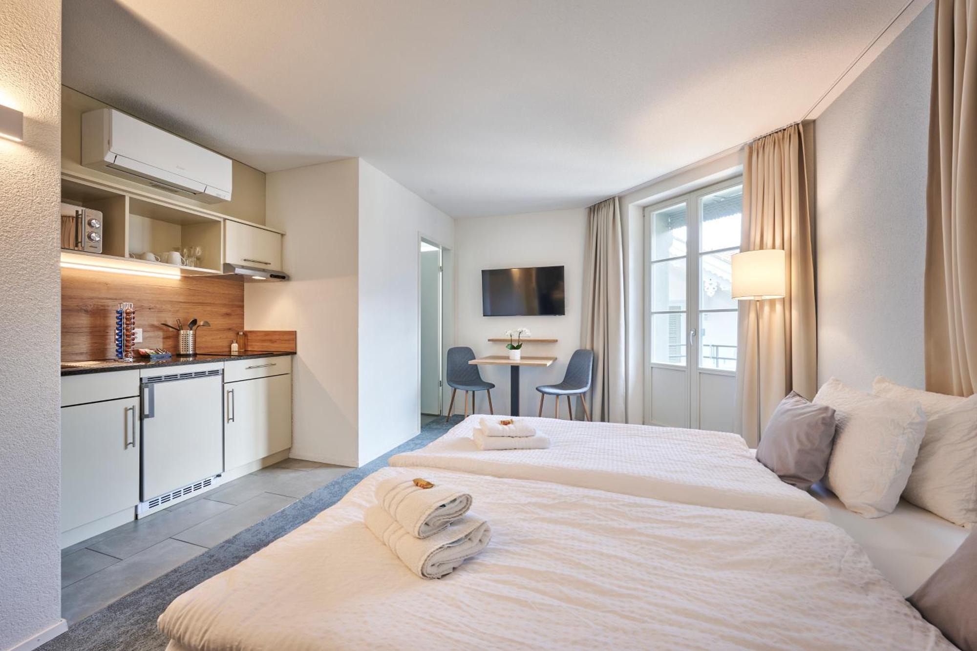Aparthotel Krone - Self Check-In Unterseen エクステリア 写真