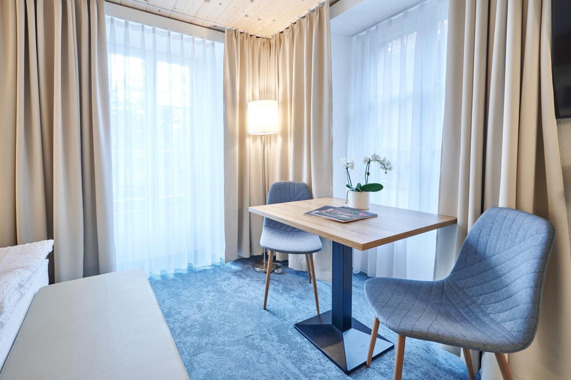 Aparthotel Krone - Self Check-In Unterseen エクステリア 写真