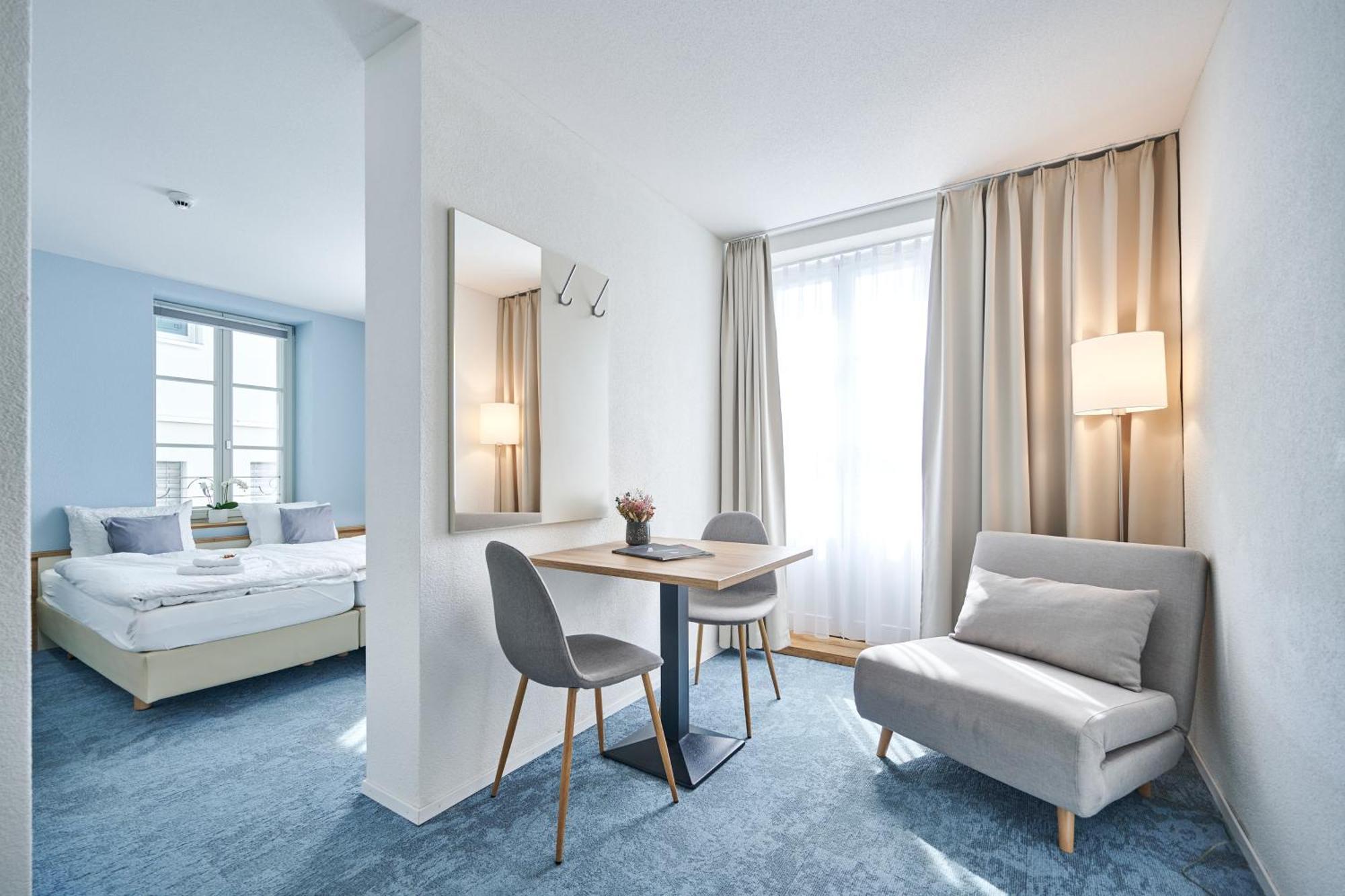 Aparthotel Krone - Self Check-In Unterseen エクステリア 写真